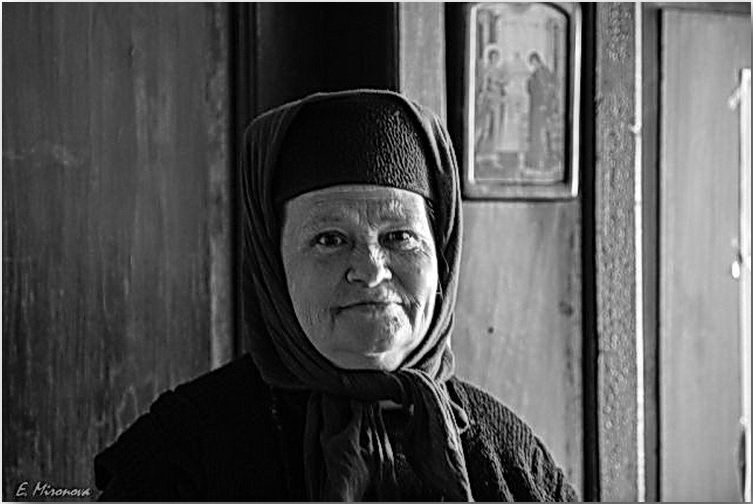 Монахиня - Елена Миронова