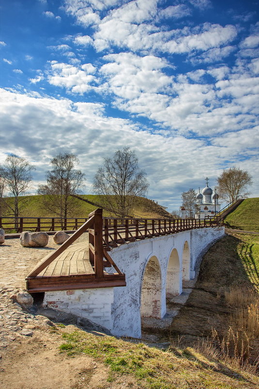 Мост в белозерскую крепость - Евгений Мазилов