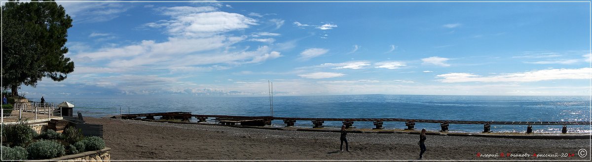 Пляж  отеля La Mer Art - Валерий Викторович РОГАНОВ-АРЫССКИЙ