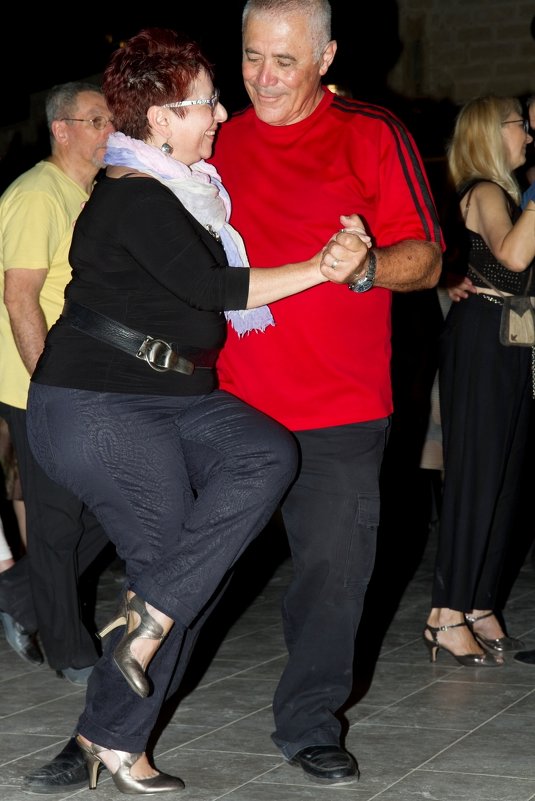 Танцы на исходе пятницы в старом городе Яфо Тель-Авив - Владимир Сарычев