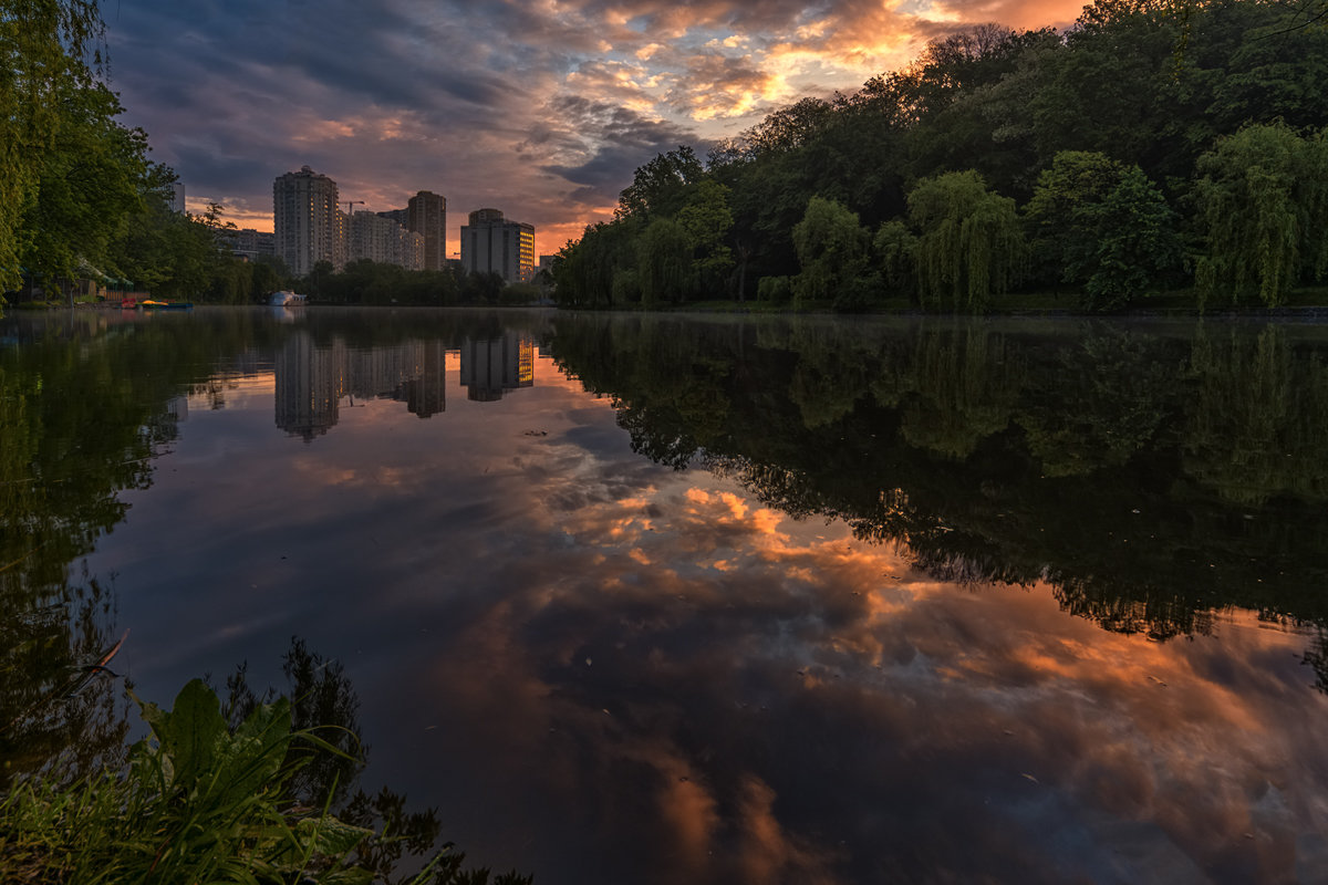 Рассвет над Киевом. Голосеево - Юрась 
