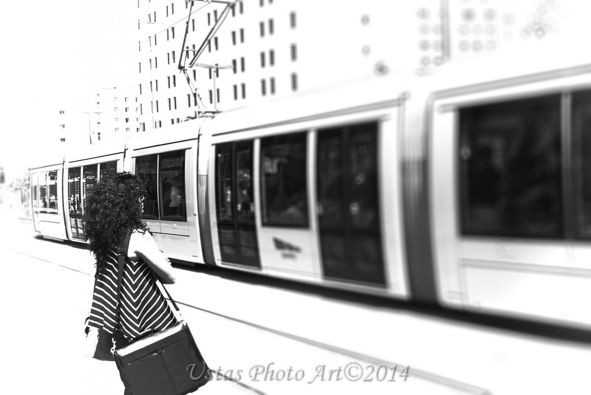 Я не такая, я жду трамвая... - Ustas Photo Art