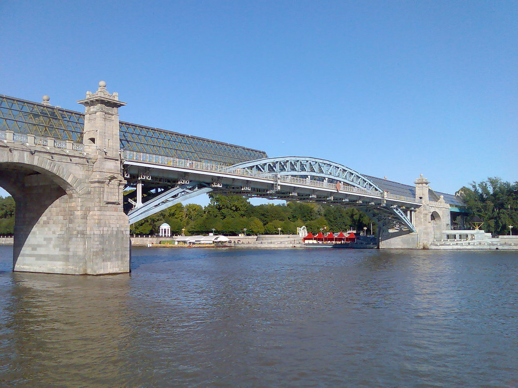 Мост через Москву-реку - Сергей Васильевич