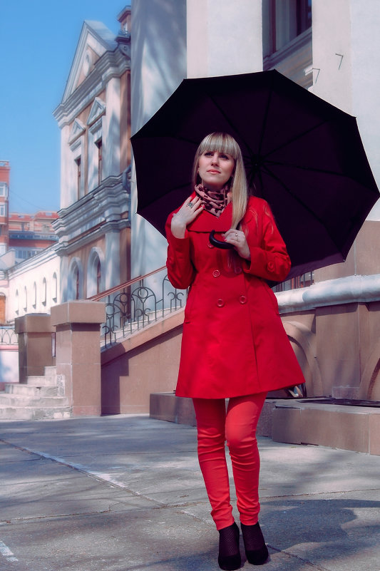 Lady in red - Natalia Zastavnuk