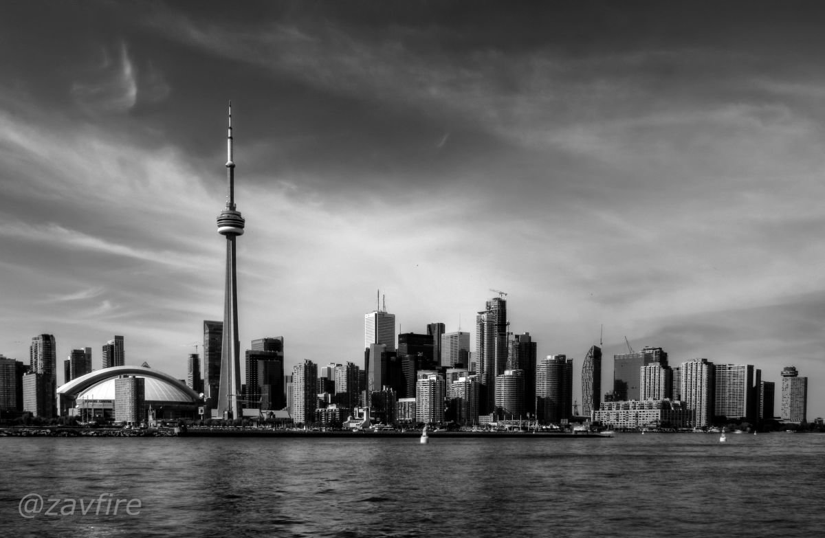 Toronto Skyline. - Andy Zav