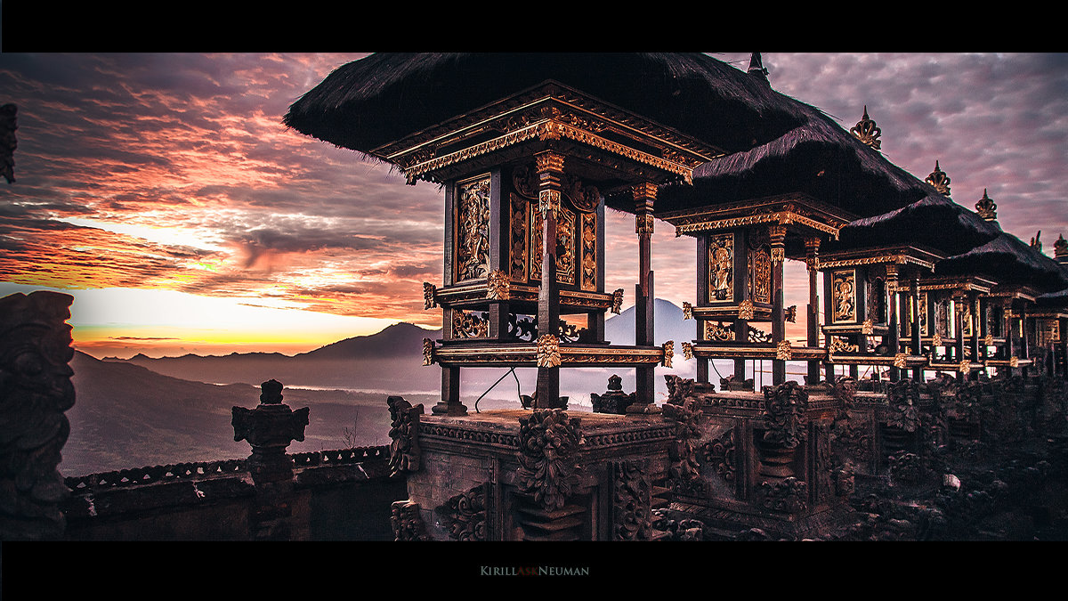 Sunrise on the temple - Кирилл Нейман