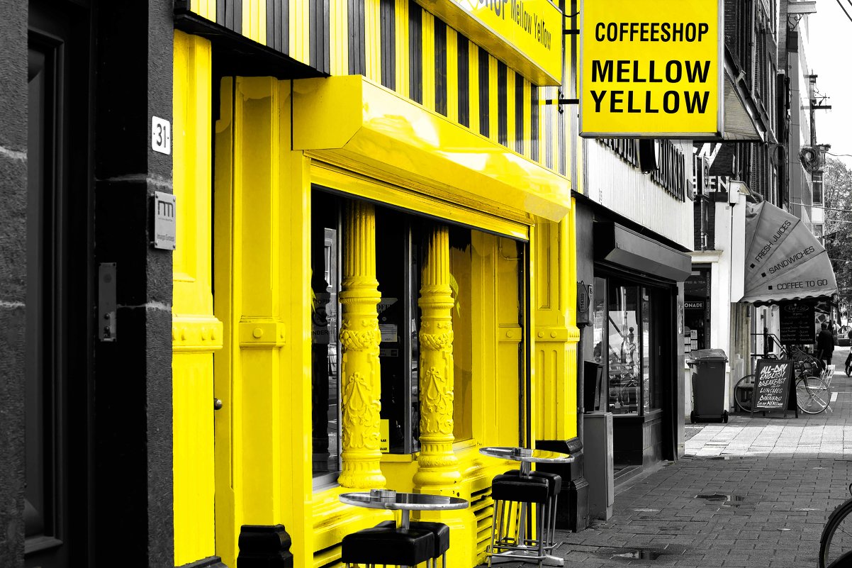 Кофе-шоп в Амстердаме - Евгений Андреев