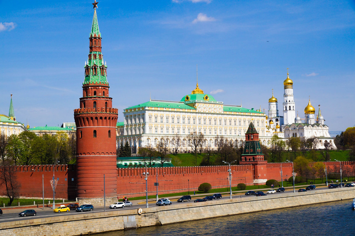 Общий вид Кремля Москва