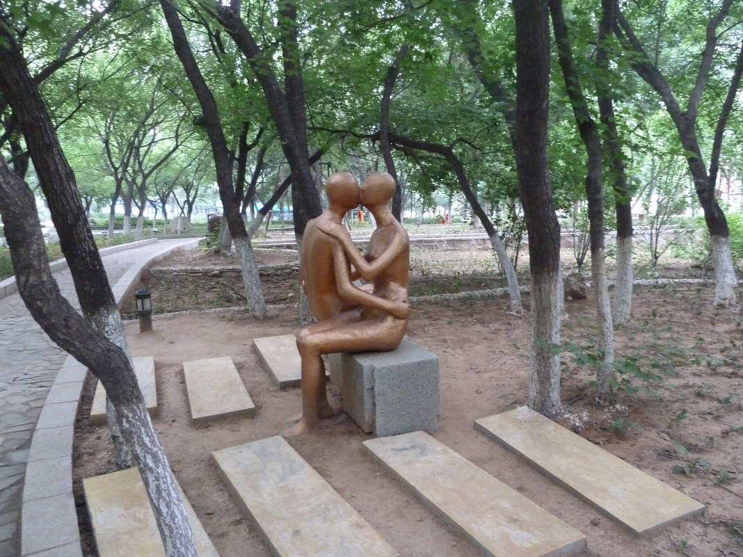 Скульптура в парке Фонарей - Галина Минчук