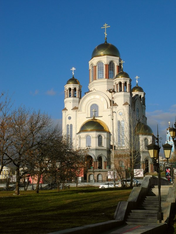 Спас На Крови - Макс Бушуев