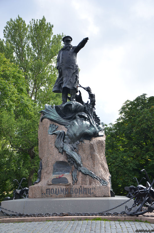 Памятник адмиралу Макарову Степану Осиповичу - Александр Люликов
