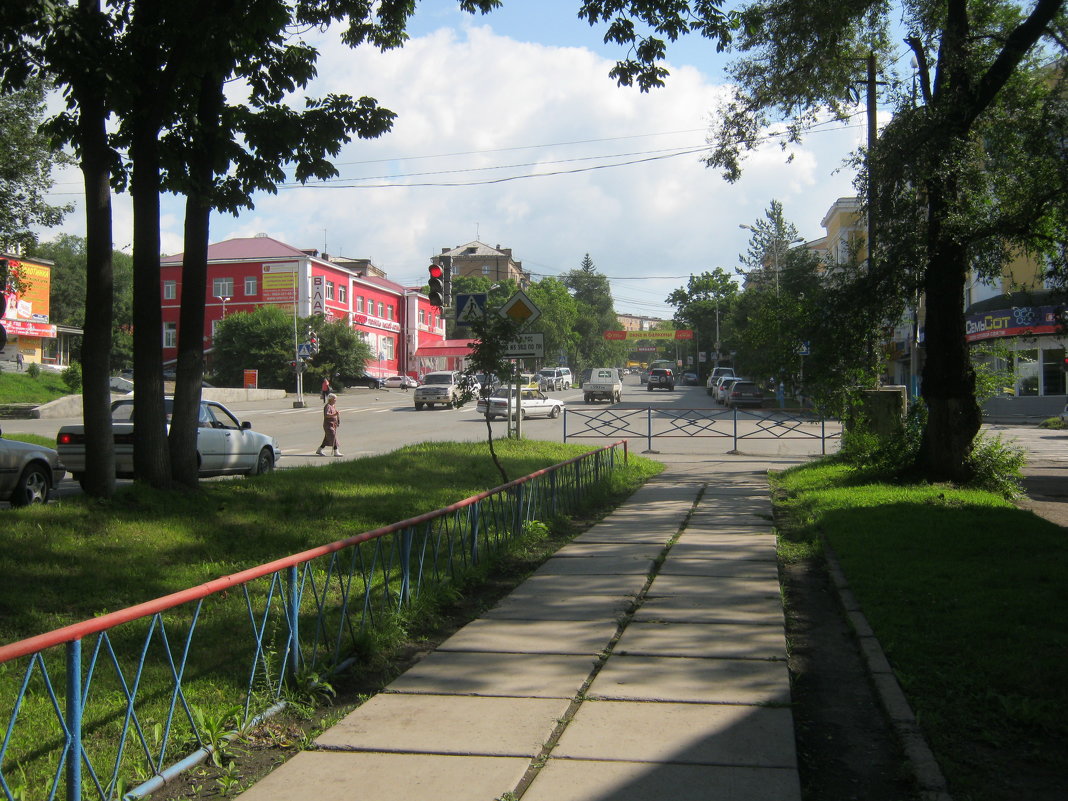 перекрёсток в центре города Партизанска - Анатолий Кузьмич Корнилов