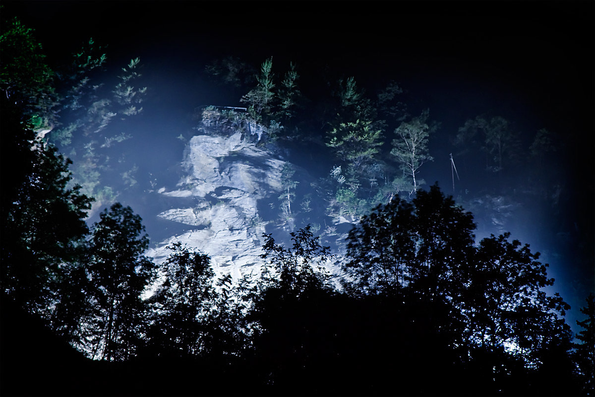 Трюммельбахский водопад ночью - Юрий Вайсенблюм