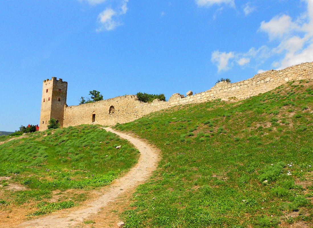 Генуэзская крепость в Феодосии - Анна :)
