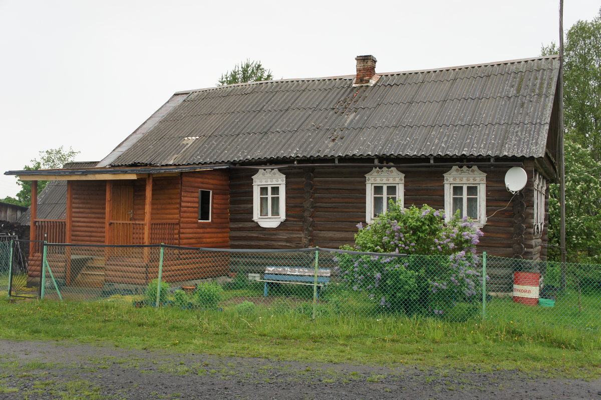 Старинный дом в старинной д. Гимрека - Елена Павлова (Смолова)