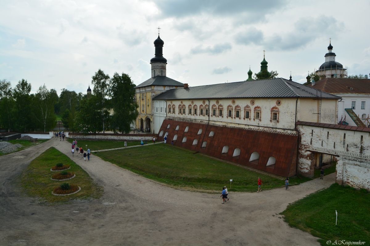 Вид со стен монастыря - Алексей Крупенников