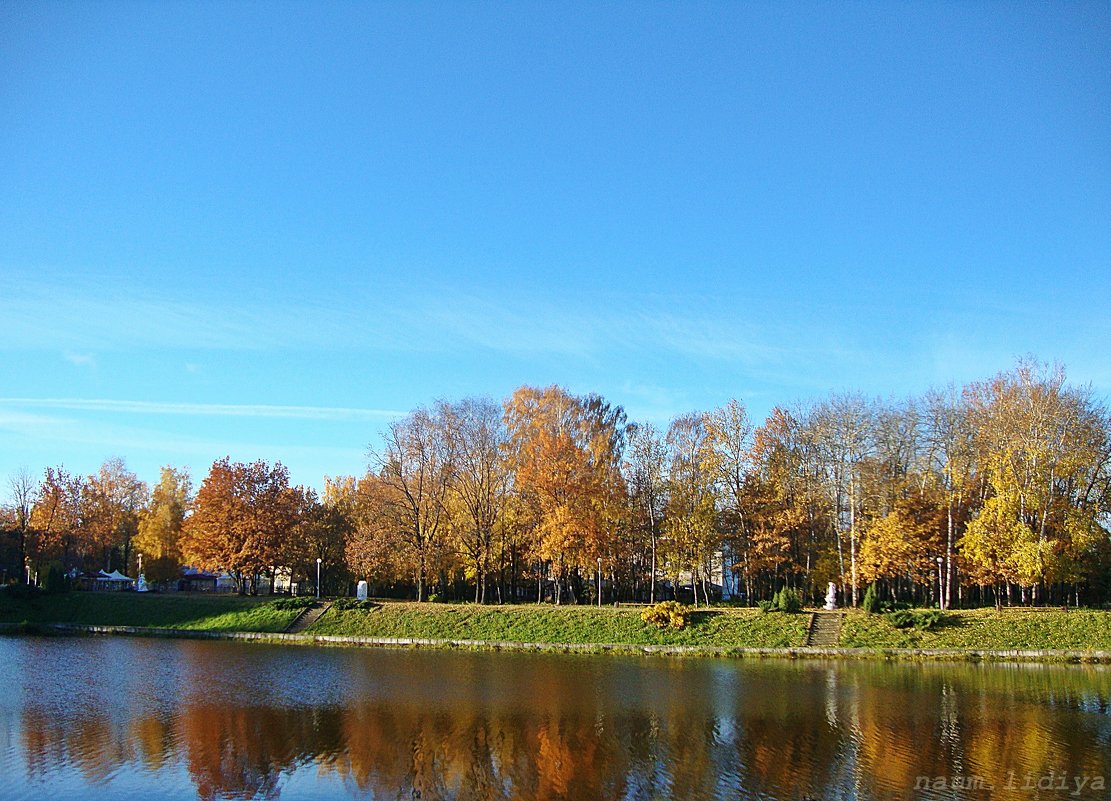 Осень на пруду - Лидия (naum.lidiya)