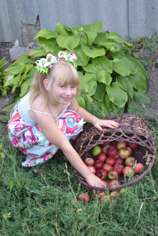 Яблочная фотосессия - Юлия 