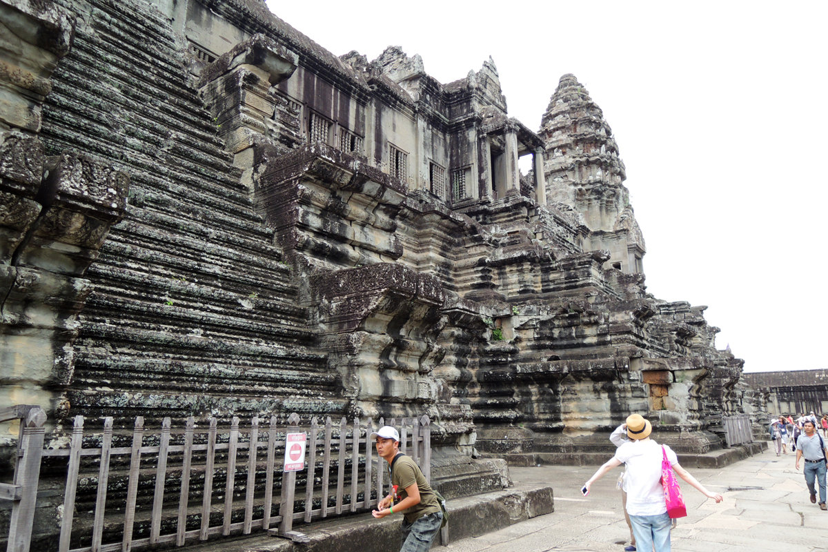 Храм Ангкор Ват. Лестница - Сергей Карцев