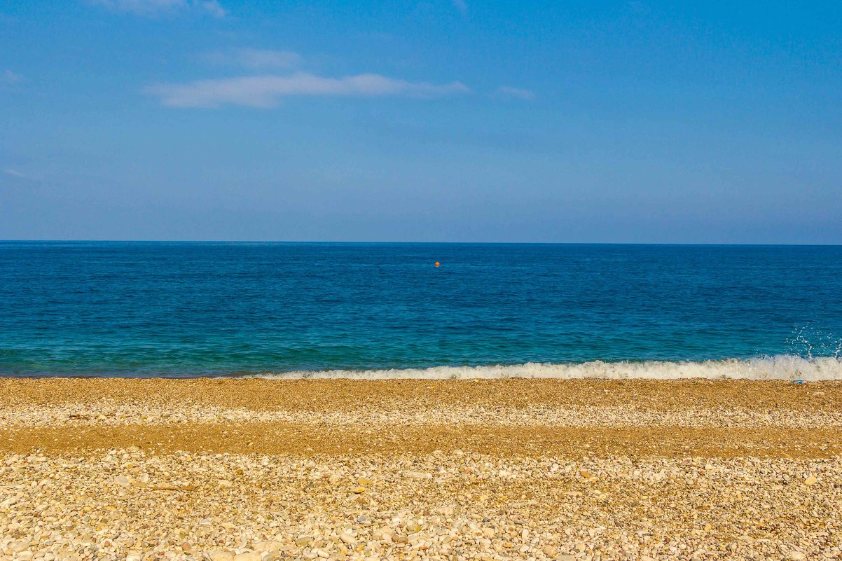 Beach - Yelena Li