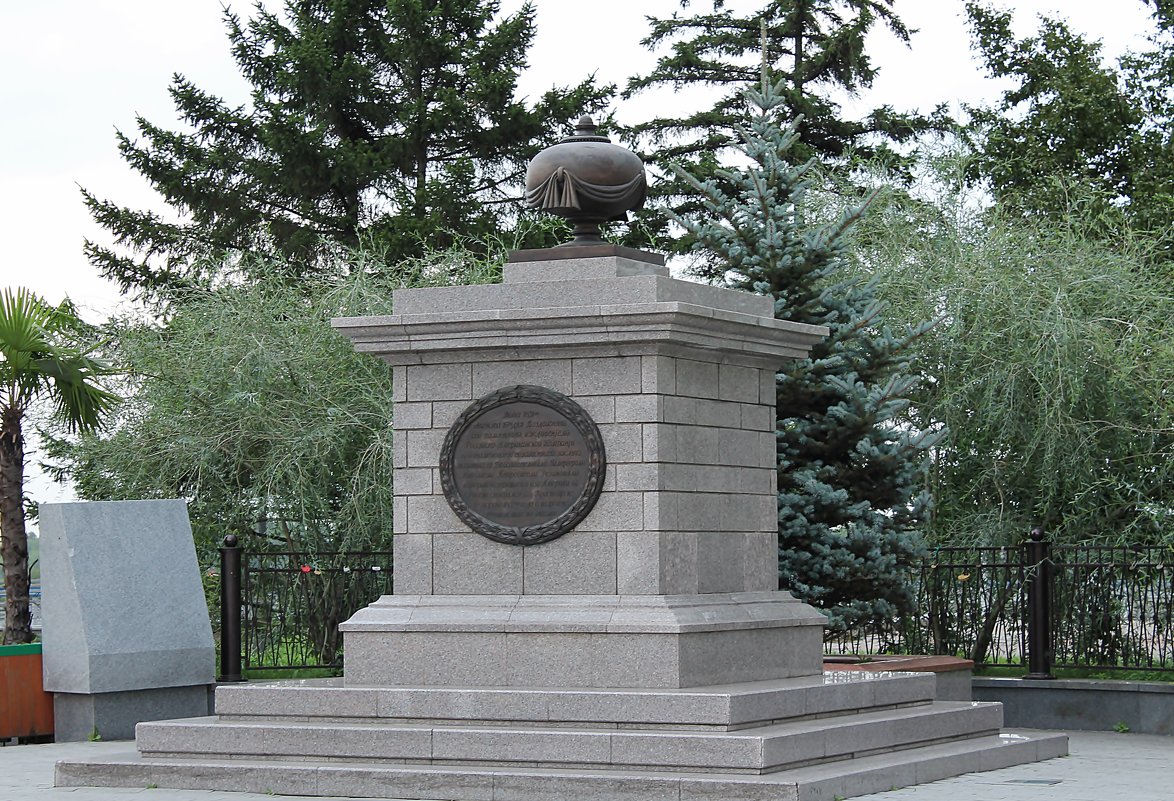 Памятник Н.Резанову - GALINA 
