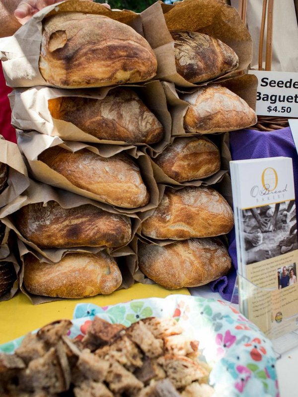 Свежий хлеб на Farmer&#39;s Market - Vadim Raskin