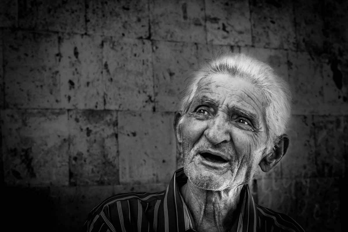 Shuting in Echmiadzin 3 - vahagn 