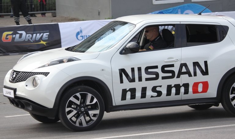 Nismo G-Drive Show в Омске - Savayr 