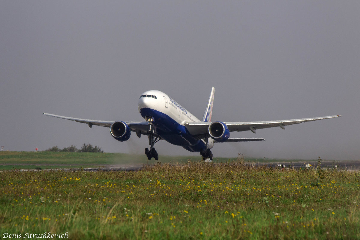 Boeing 777 - Transaero Airlines - Денис Атрушкевич