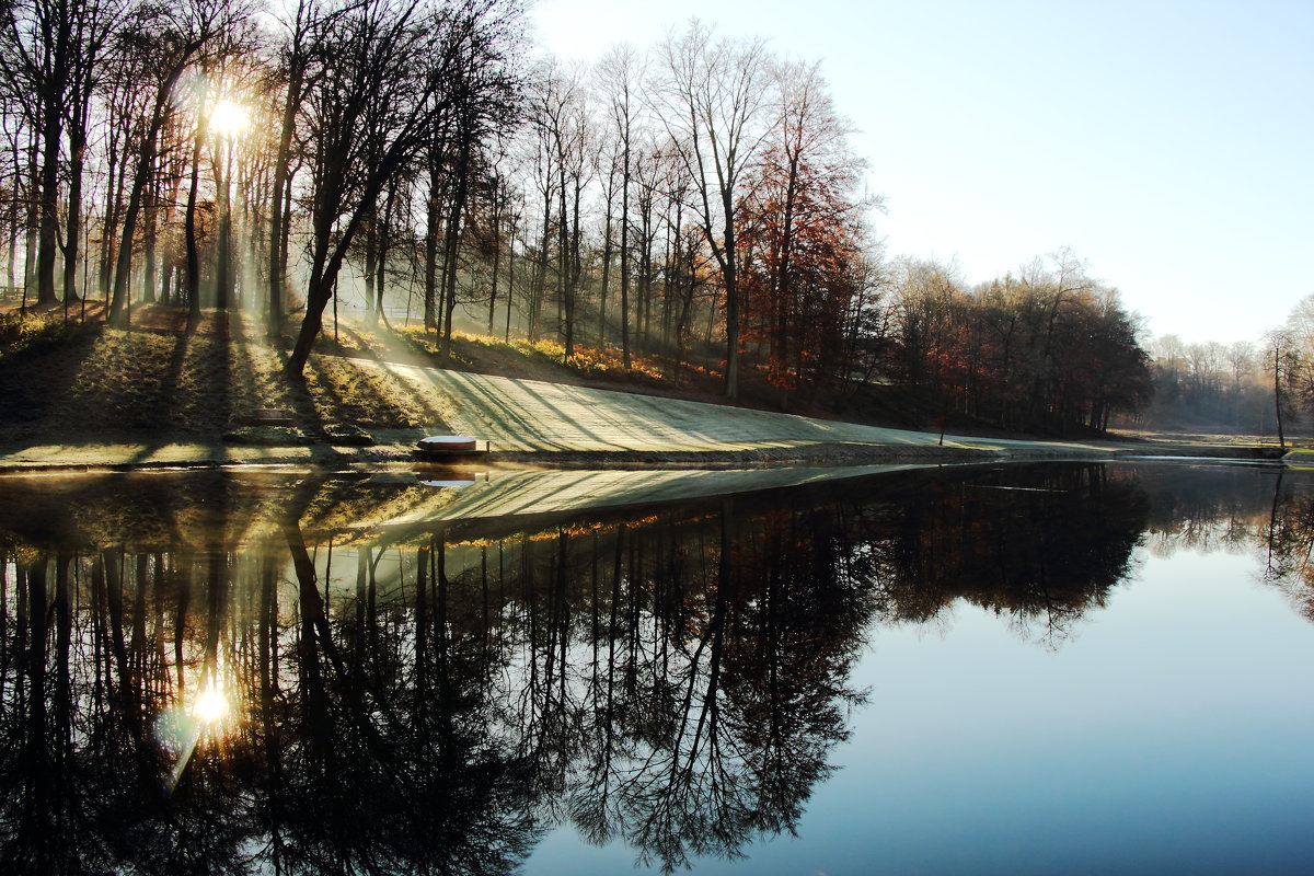 Lake reflection2 - Христов Дмитрий 