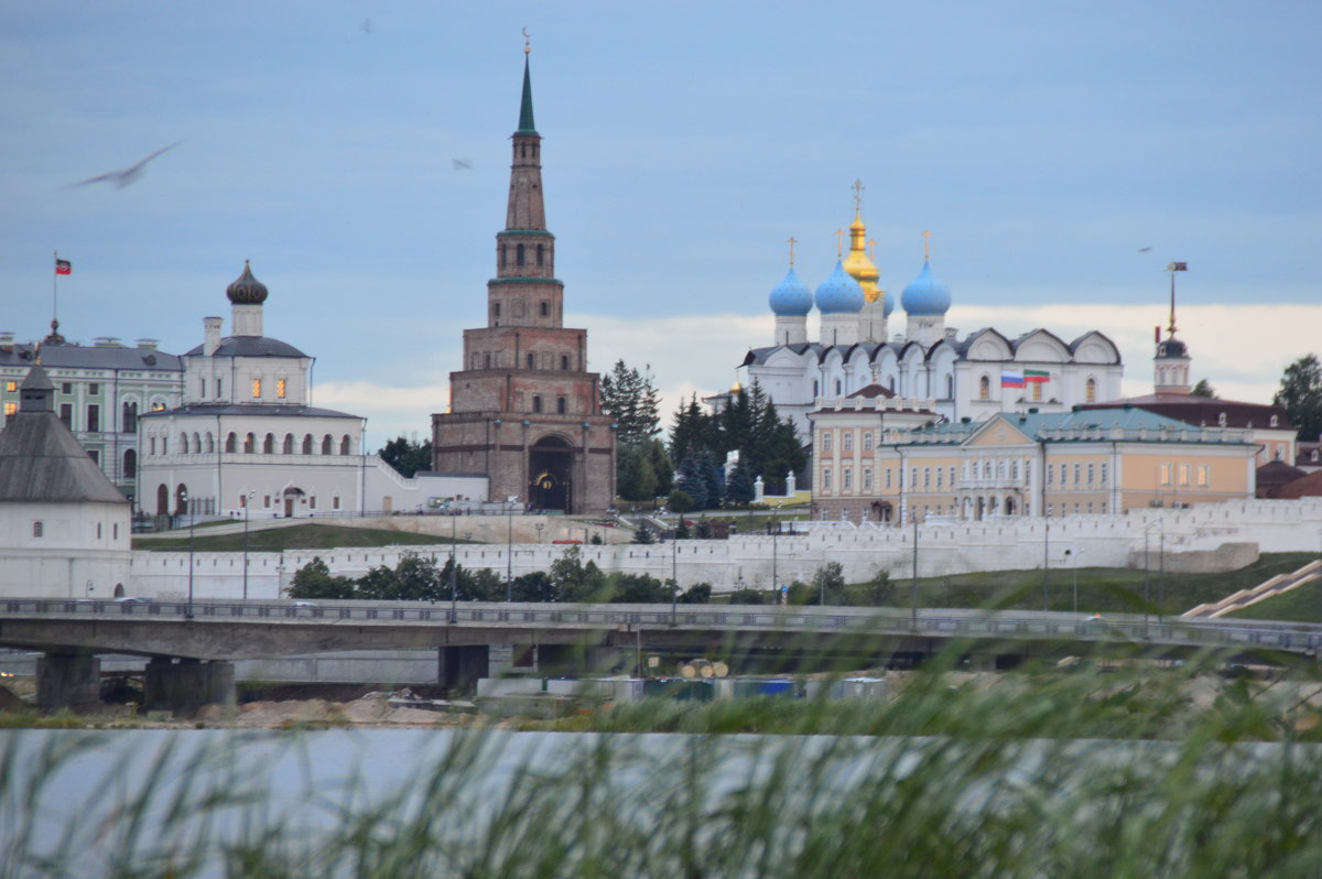 Казанский Кремль - Людмила Добрецкая