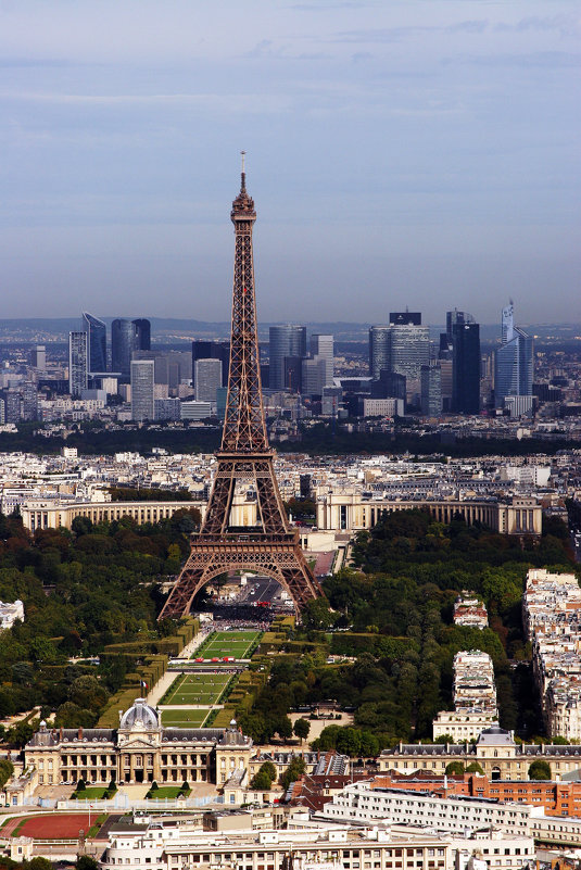 Вид на Эйфелеву башню с башни Монпарнас - Alexander N