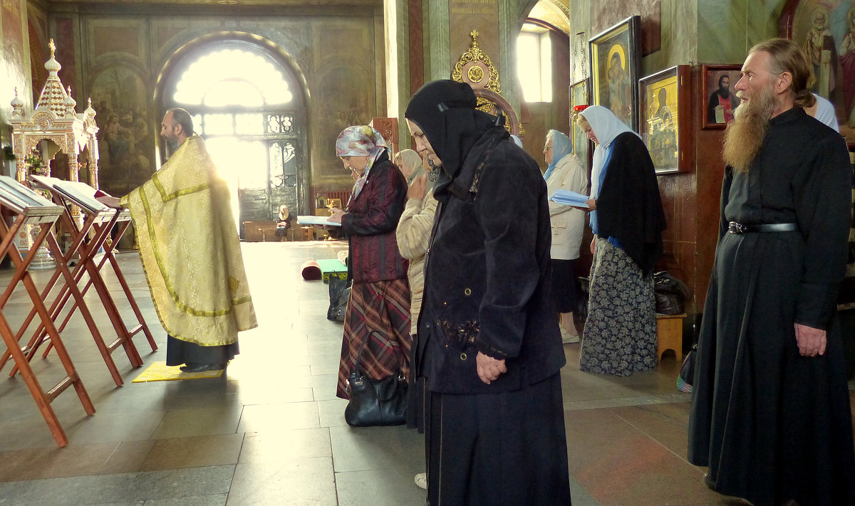 Задонск. Рождество - Богородицкий  монастырь. Служба. - Игорь 