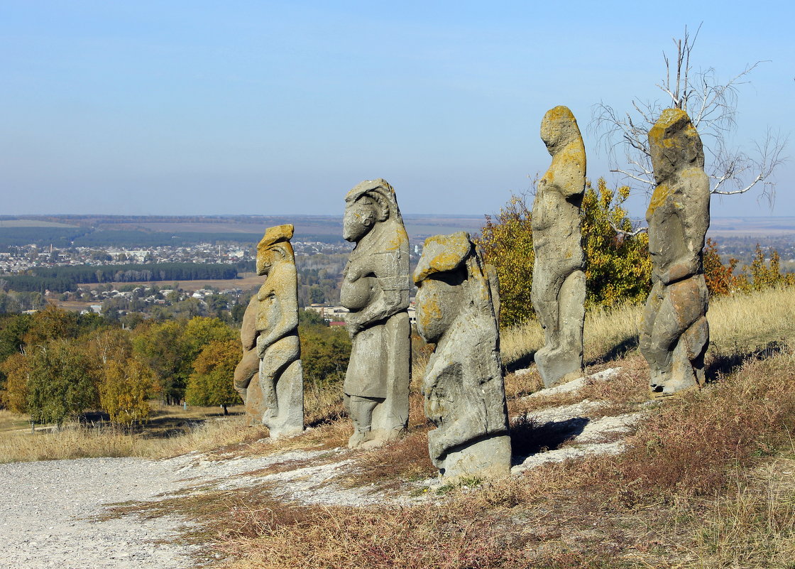 Каменные бабы картинки