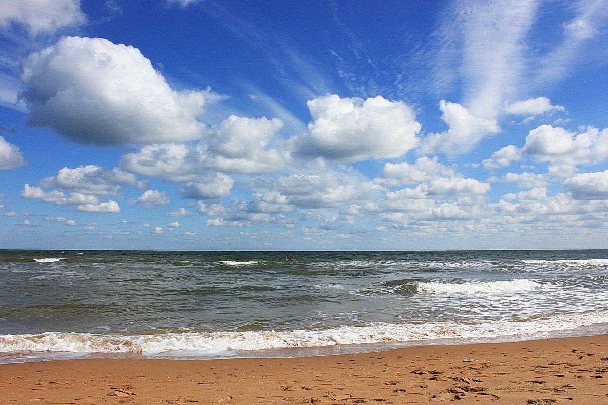 Небо, Море, пляж - Людмила Минтюкова