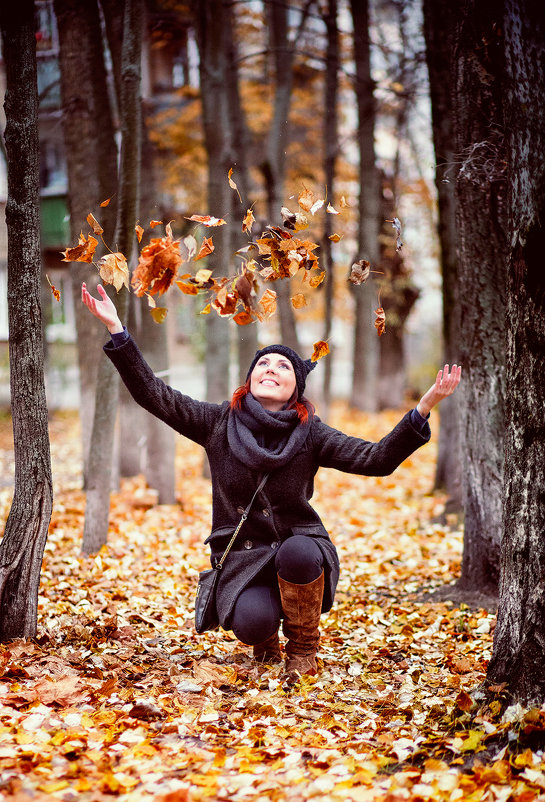♥♥♥ Летят листья ...  ♥♥♥ - Alex Lipchansky