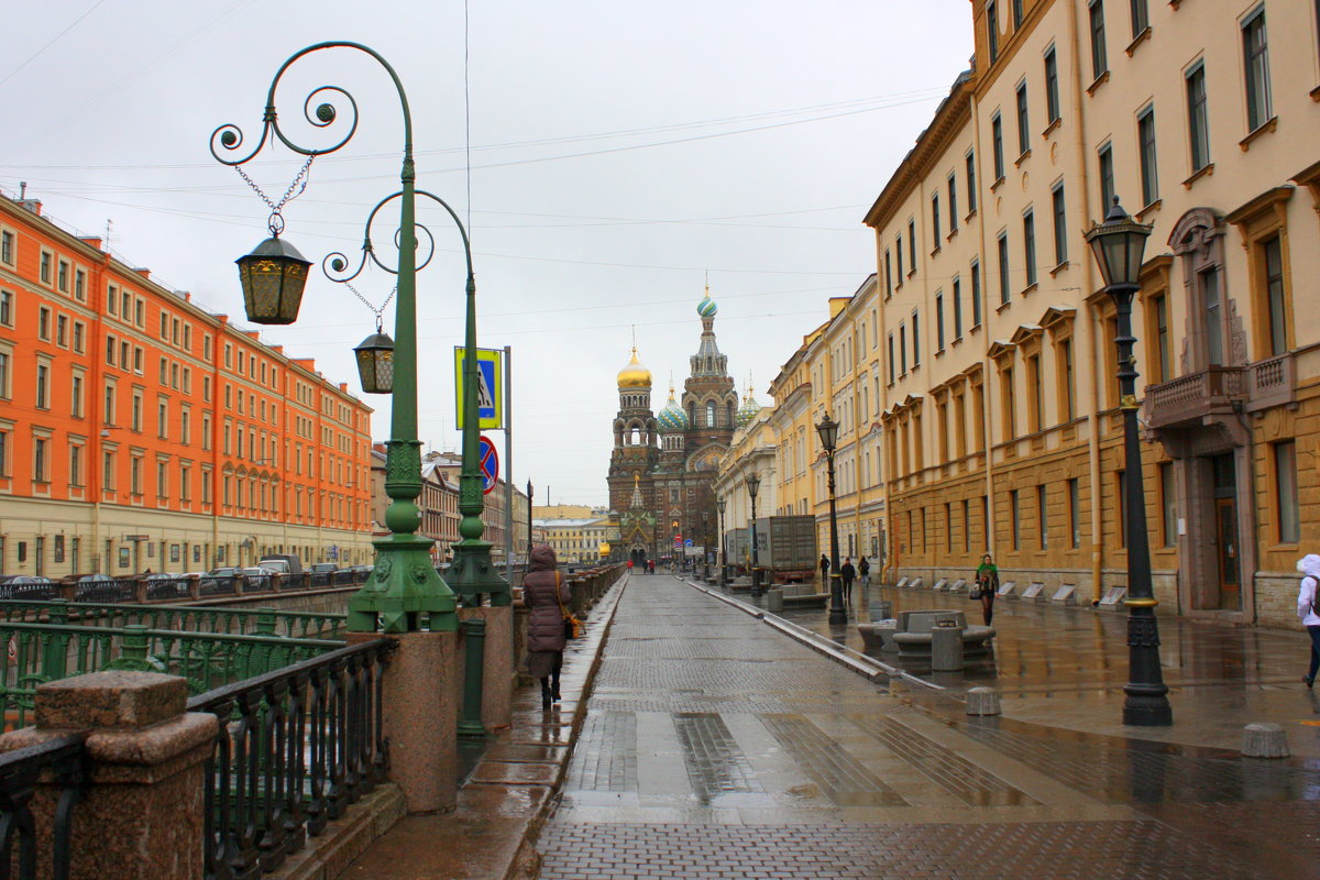 ОКТЯБРЬ В САНКТ-ПЕТЕРБУРГЕ - Николай Гренков