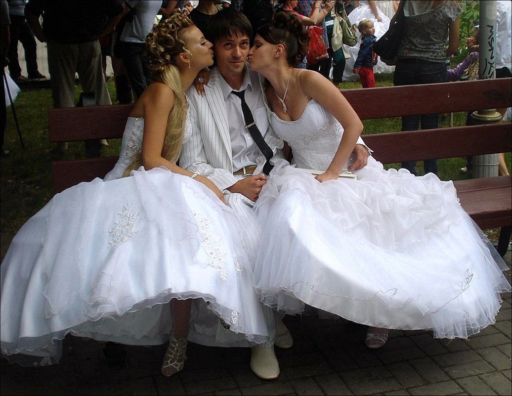 На параде невест - Нина Корешкова