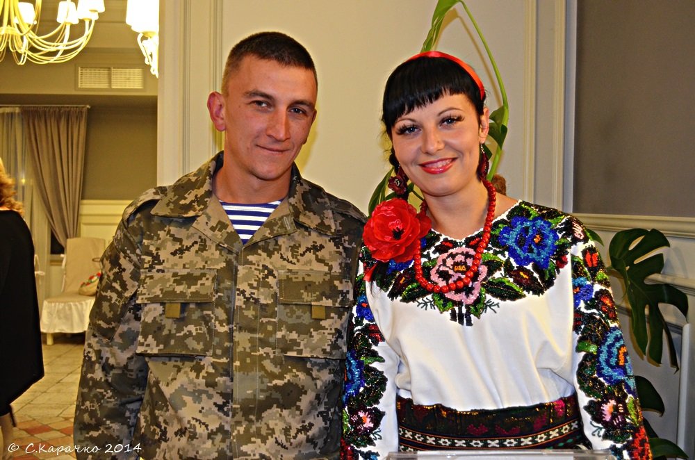 Солдат з зони АТО у відпусці - Степан Карачко