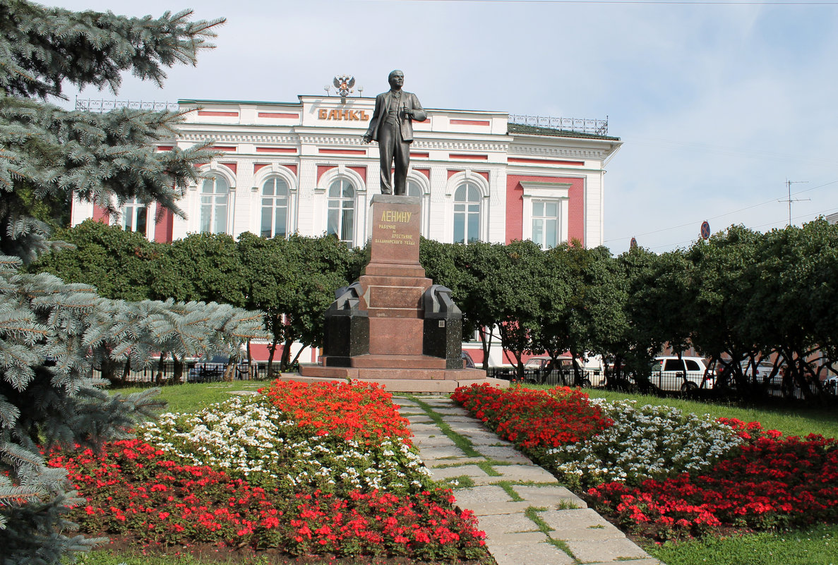 Памятник Ленину - Наталья Гусева