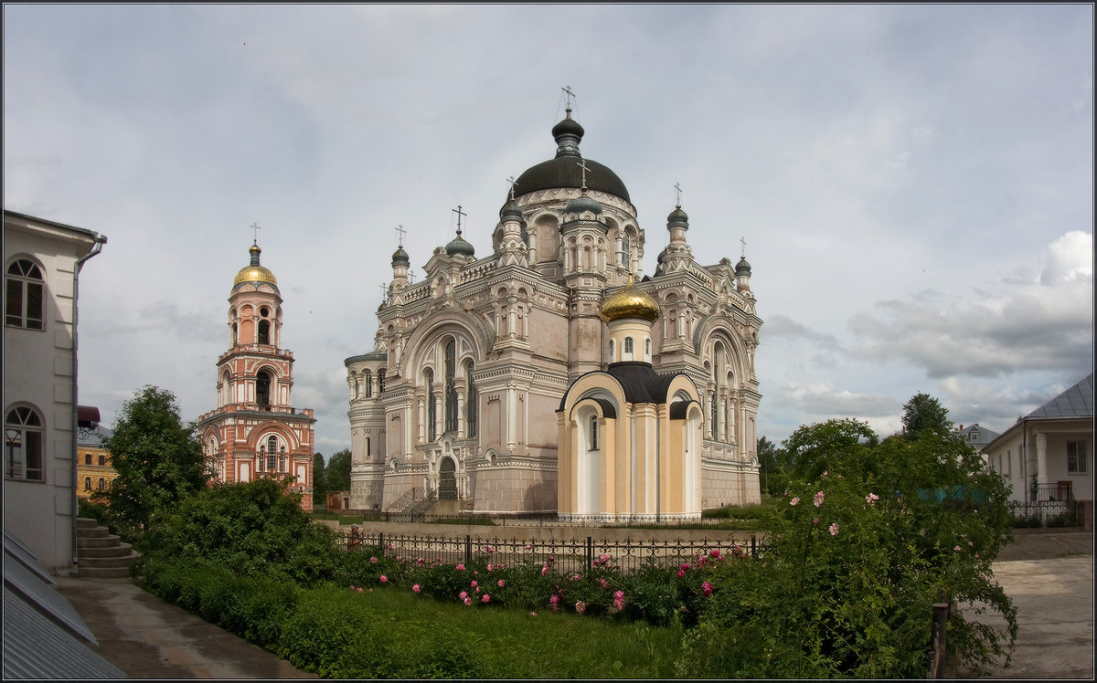 Вышний Волочек, Казанский монастырь - Надежда Лаврова