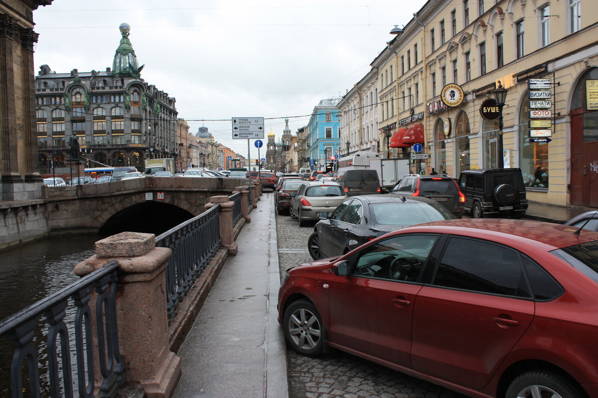 ОКТЯБРЬ В САНКТ-ПЕТЕРБУРГЕ - Николай Гренков