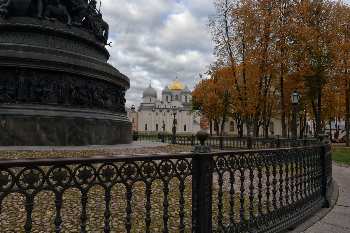 В Новгородском кремле - Евгений Никифоров