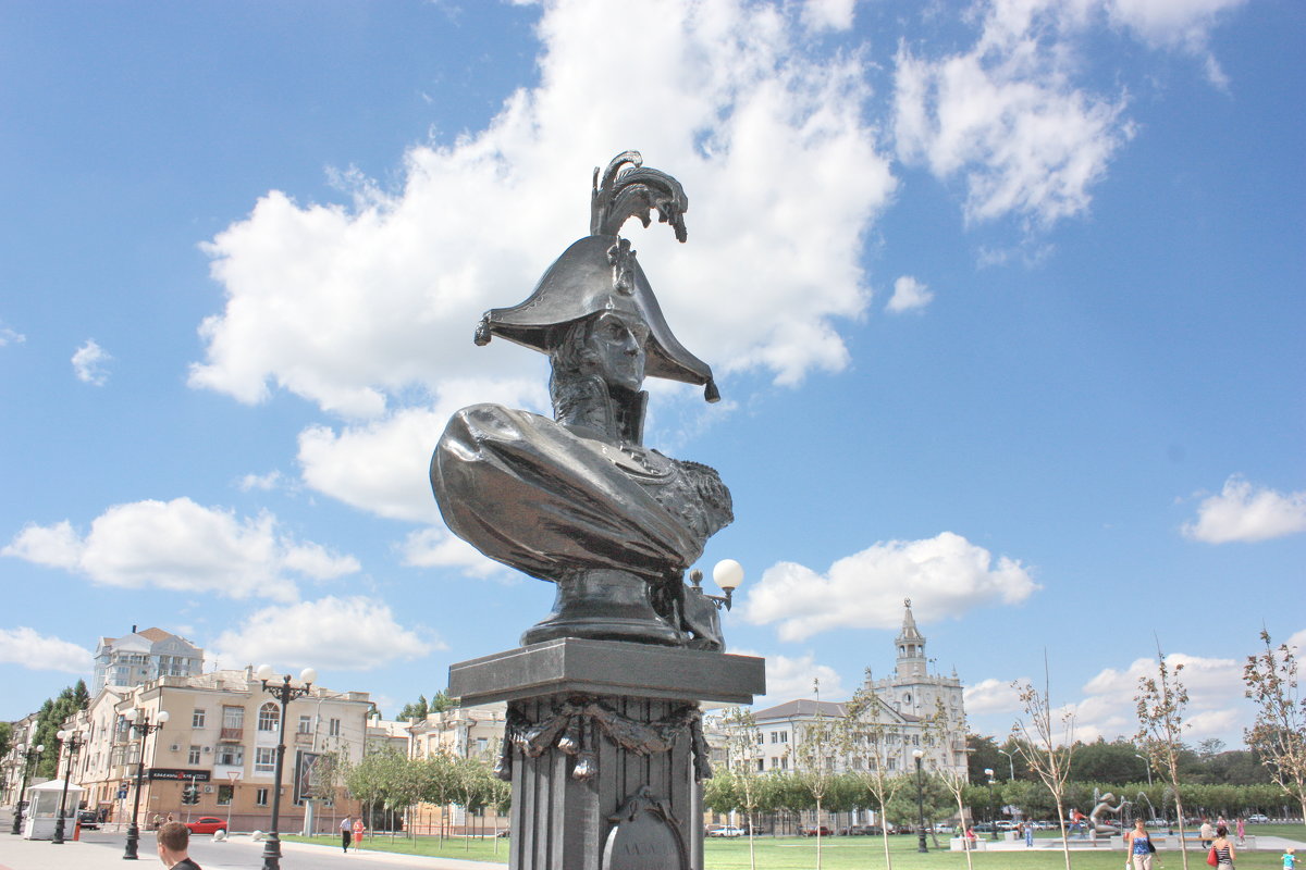 Памятник адмиралу Лазареву - Gennadiy Karasev