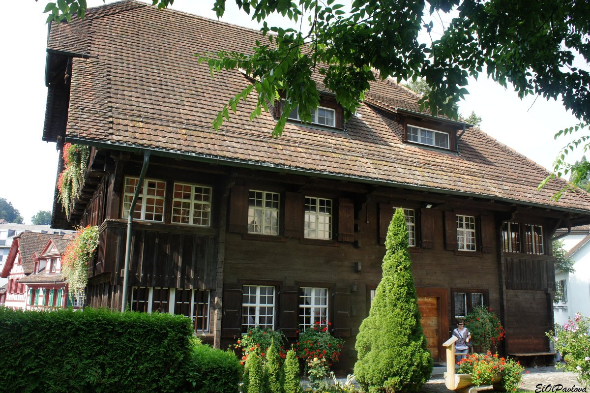Ротенбургерхаус  (ок. 1500 г.) — старейшее жилое деревянное здание в Швейцарии - Елена Павлова (Смолова)