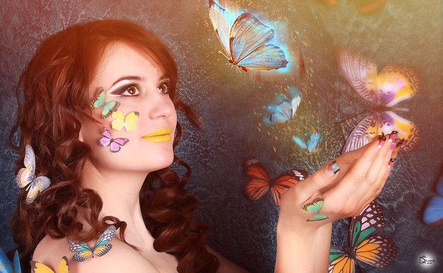 Юлия с бабочками - Alena Sturova