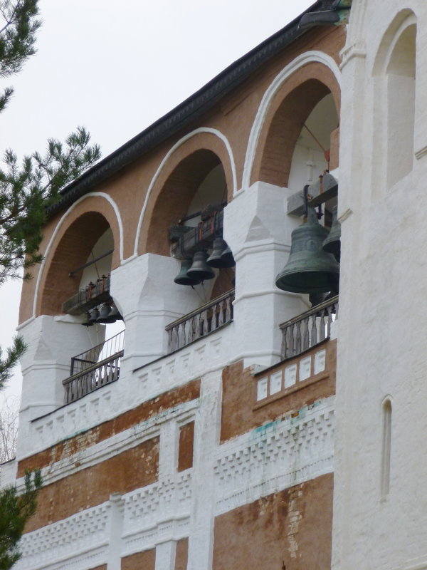 Современное расположение колоколов на звоннице  Спасо-Евфимиева монастыря - Galina Leskova