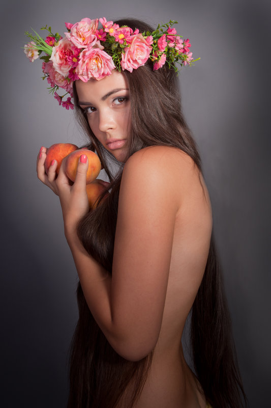 Девочка с персиками - Татьяна Ларина