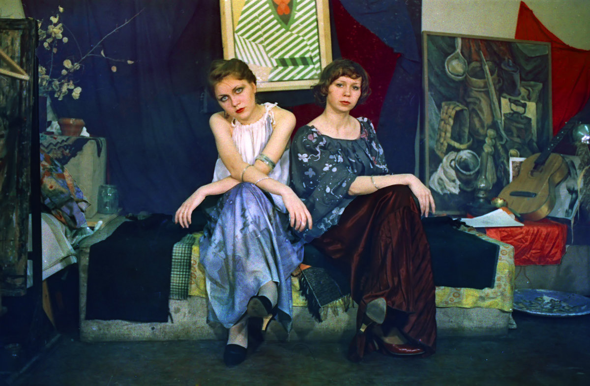 Групповой портрет в интерьере - Валерий Кабаков