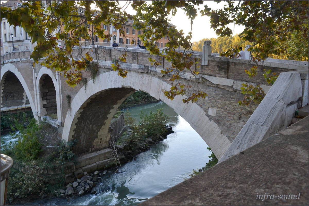 Рим,  мост Фабрицио,  62 век до н.э. - Lüdmila Bosova (infra-sound)